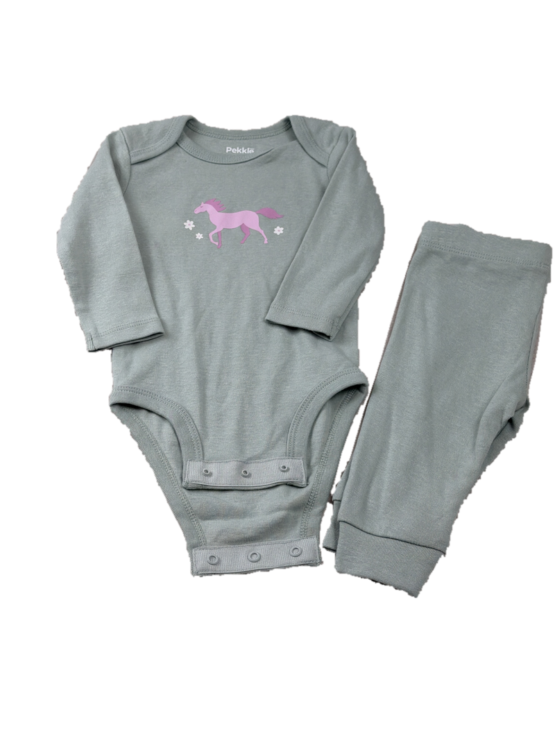 Green bodysuit set — Front